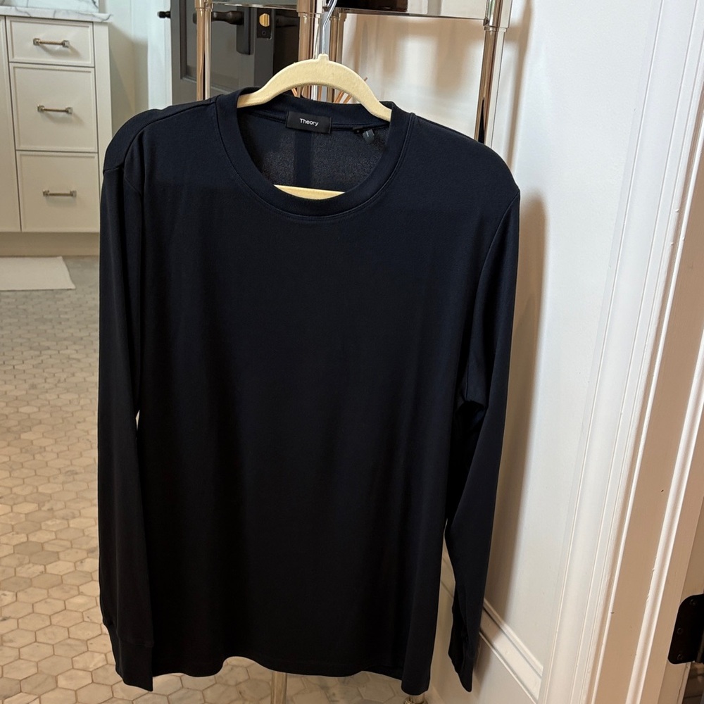 Theory Men's Dark Long Sleeve Tee